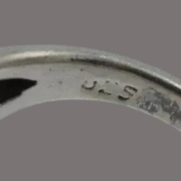 Sterling Silver & Garnet Ring Leaf & Ball Faceted Garnet 925 January Birthstone - Picture 6 of 6